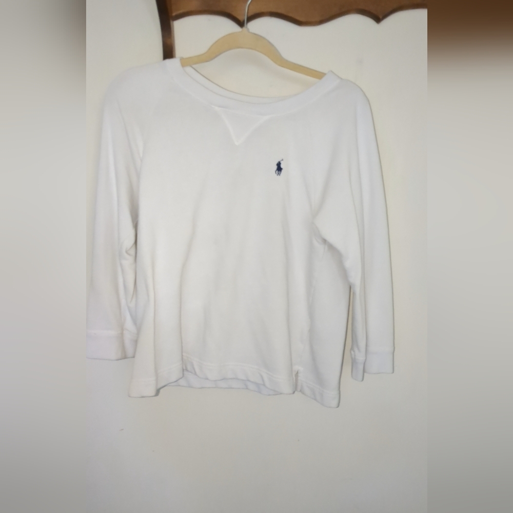M 3 quarter inch sleeve white crewneck sweatshirt